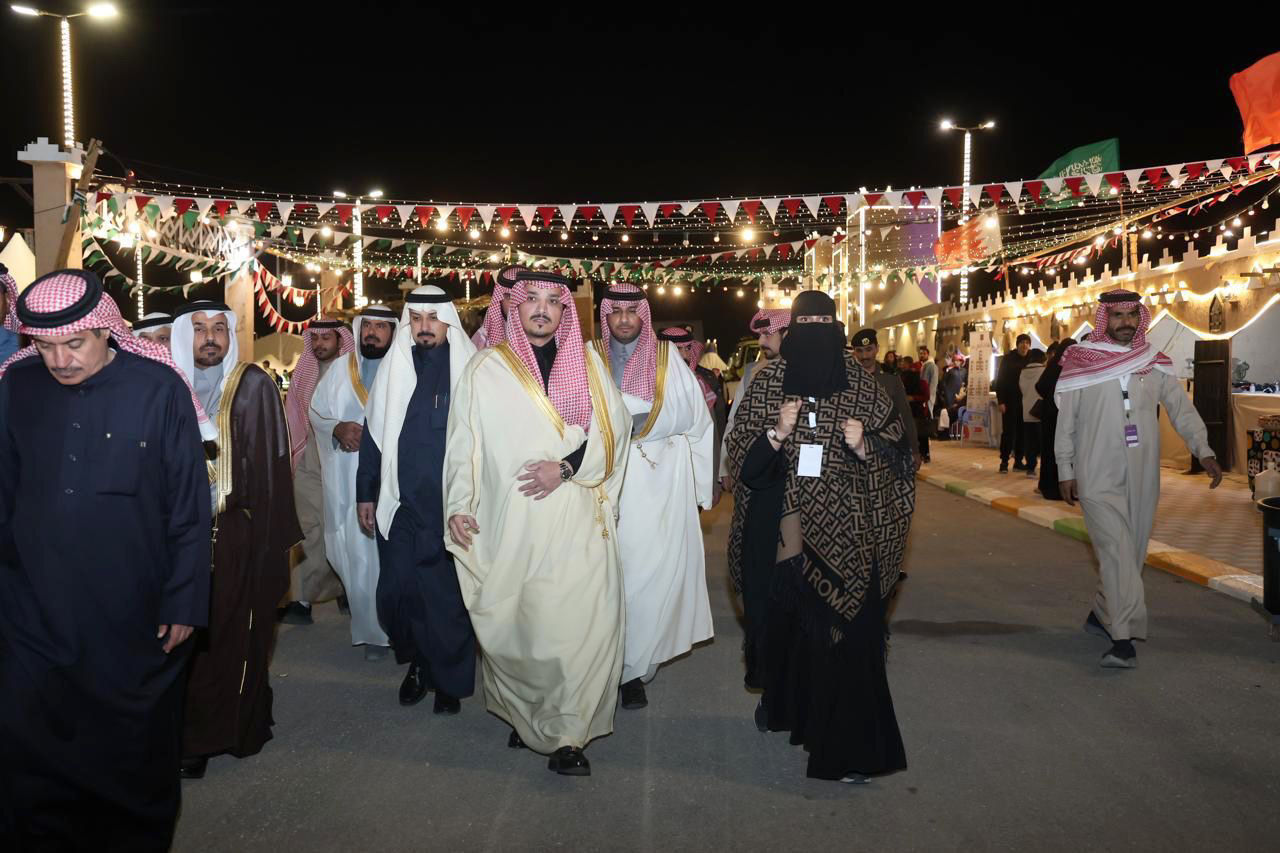 محافظ النعيرية يفتتح مهرجان ربيع النعيرية في نسخته الرابعة والعشرين